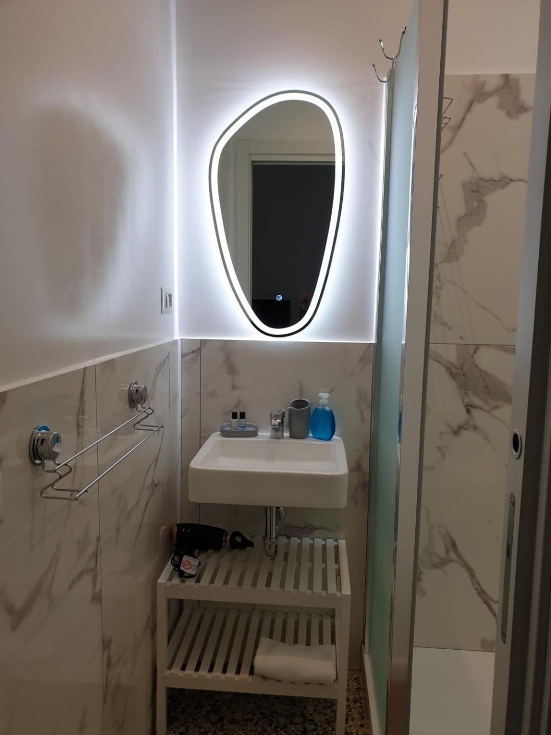 Holidays In Rome - Guesthouse Стая снимка